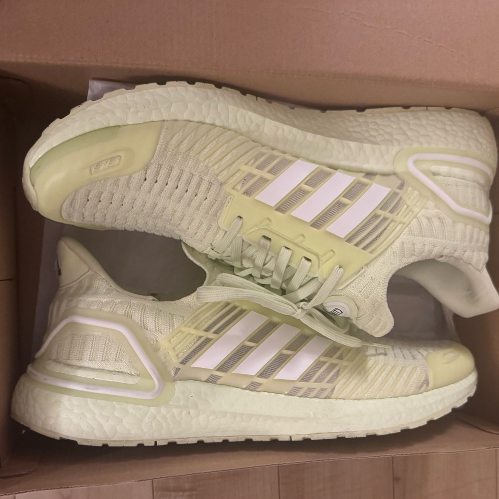 ADIDAS ultra boost ClimaCool DNA